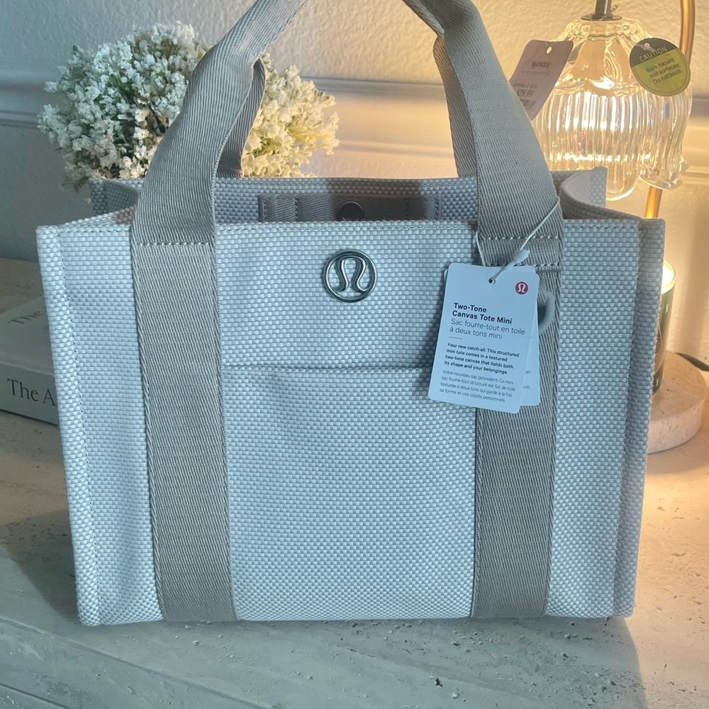 Lululemon Athletica Two-Tone Tote Bag in Gray and Tan - Picture 1 of 5